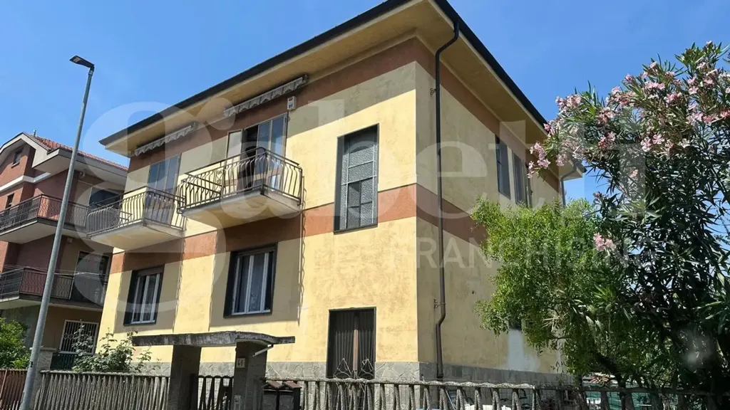 Extérieur - Rustic Bungalow with Balconies in Collegno