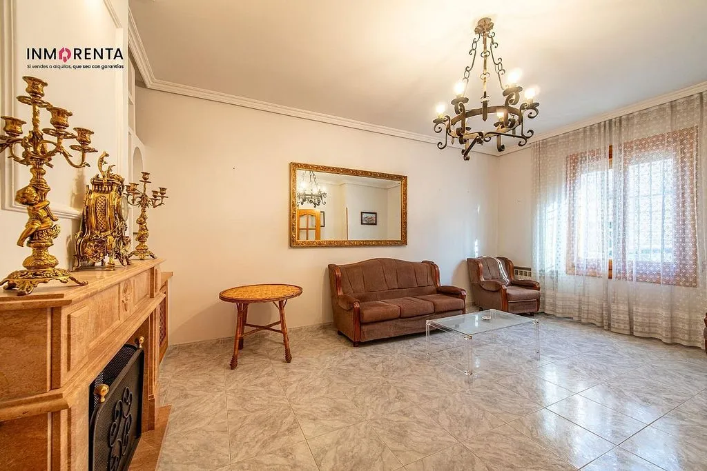 Elutuba - Detached House with Terrace in La Mata