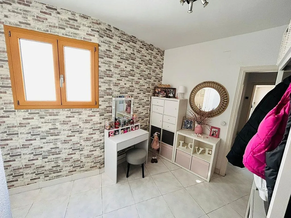 Chambres - Modernised Attic with Terrace in Pubilla Cases