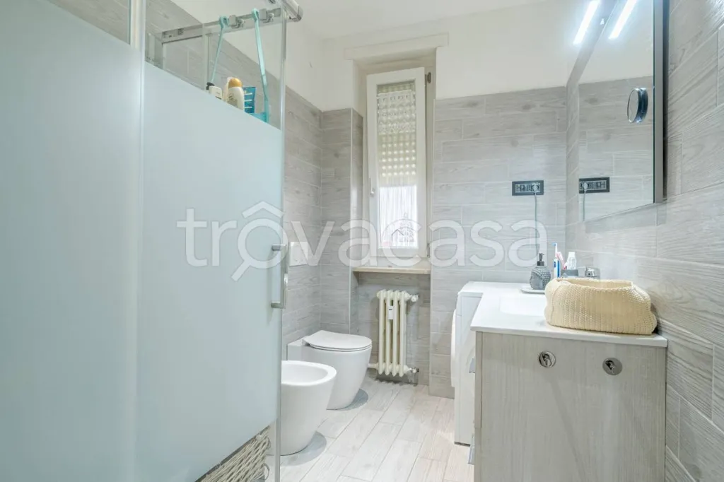 Vannitoad - Rusticated Flat with Balcony in Torino