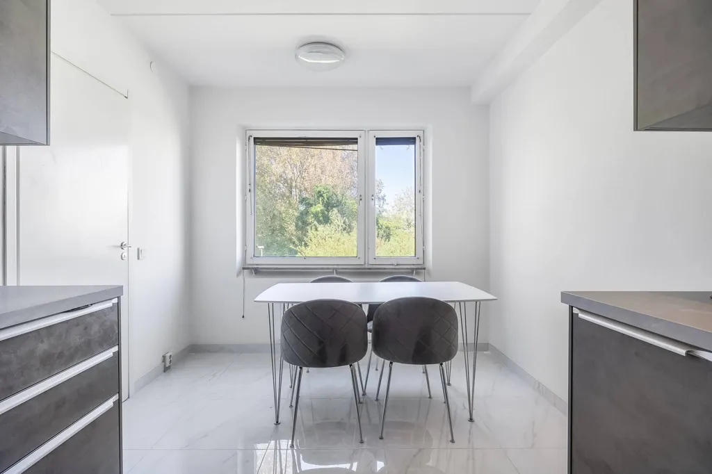 Söögituba - Apartment with Balcony in Söderkulla
