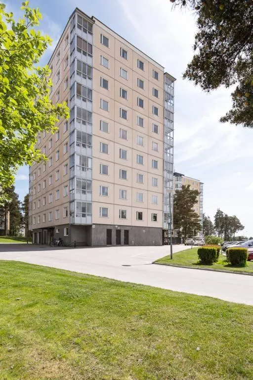 Extérieur - Stylish Apartment with Garden Access in Gavle