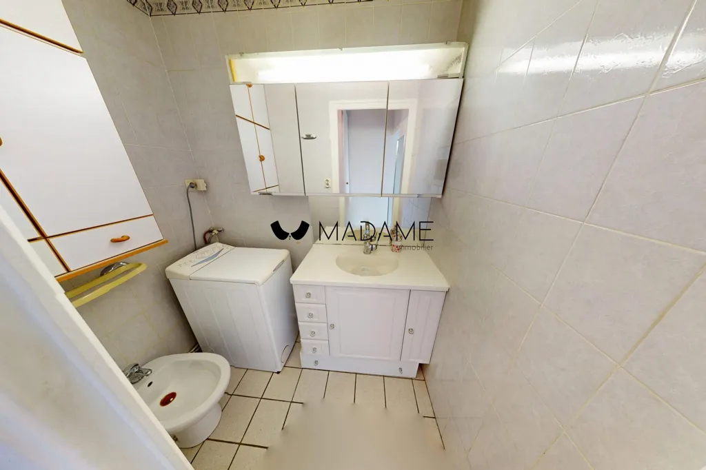 Vannitoad - Apartment with Balcony in Saint-Martin-d'Hères