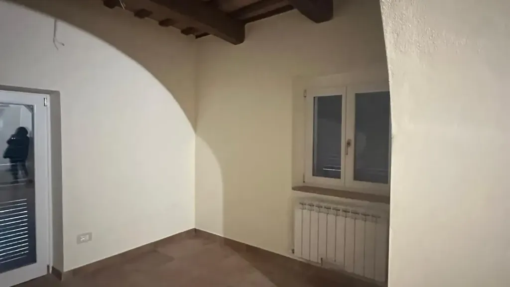 Pièces - Maison 7 pièces à IT