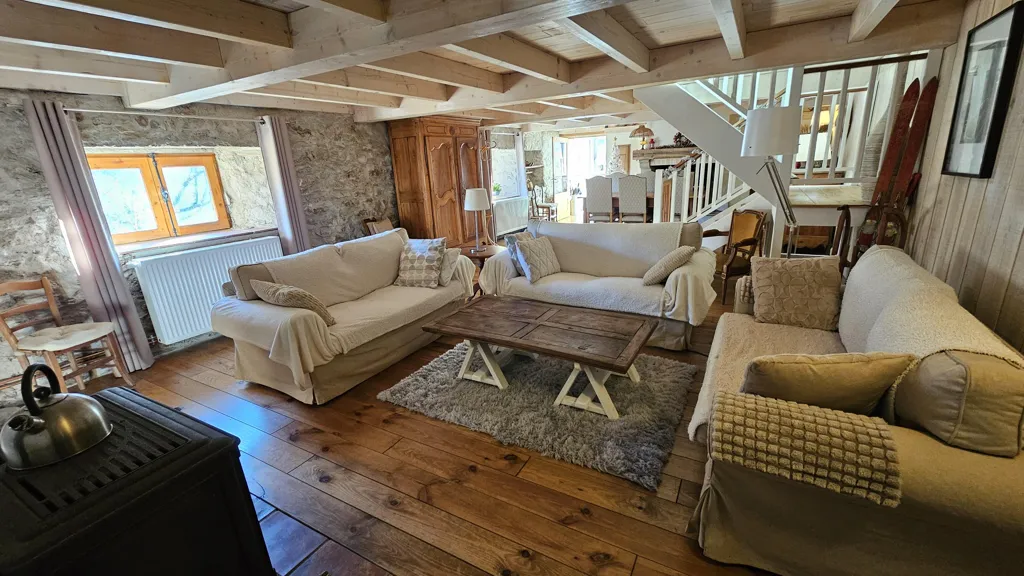 Séjour - Maison en Pierre avec Vue Montagne en Vallée de Campan