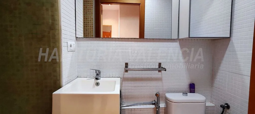 Salles de bain - Apartment with Balcony in El Carme, Valencia