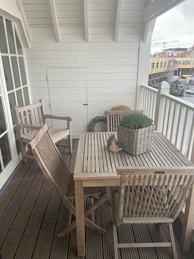 Terrass - Duplex Apartment with Terrace in Waregem