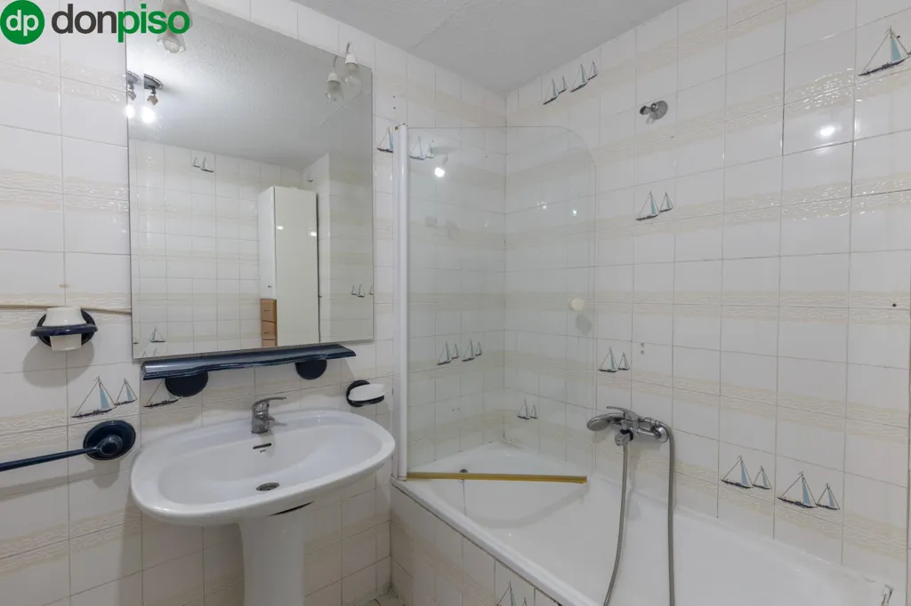 Salles de bain - Luxury Flat with Terrace in Granada