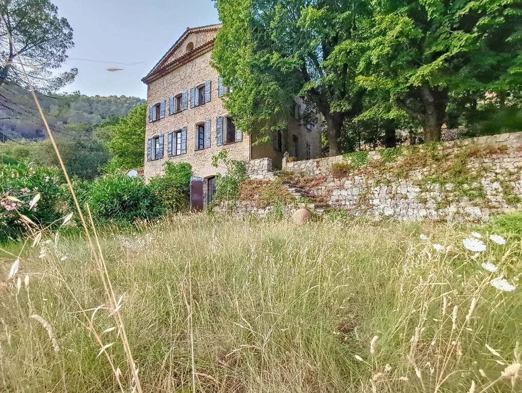 facade
