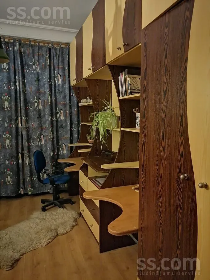 Kabinet - Two-Bedroom Flat in Stalinist Building, Riga