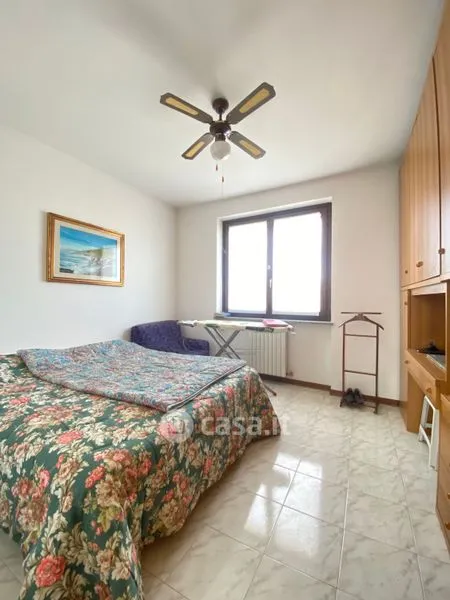 Magamistoad - Three-Storey Villa with Private Garden in Mortara