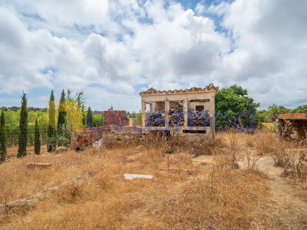 Außenansicht - House with Development Potential in Albufeira