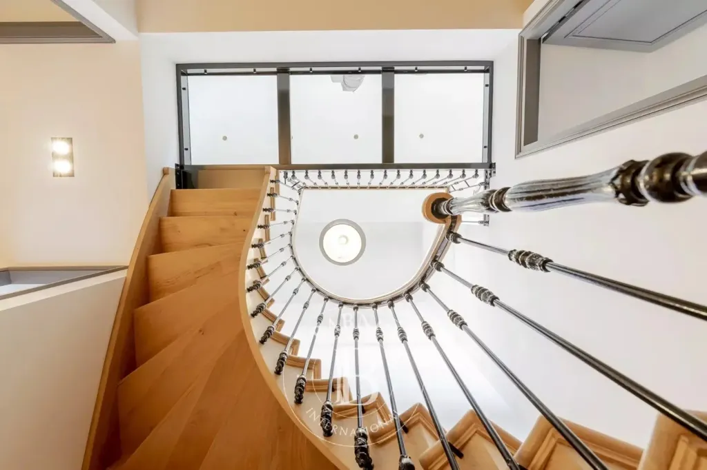 Stanze - Luxury Duplex with Balcony in Bordeaux