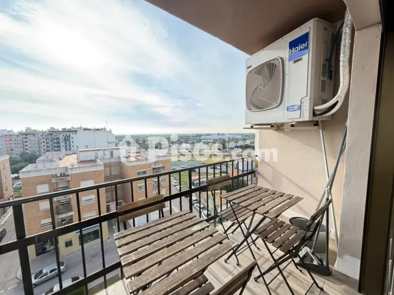 Balcone - Reformed Apartment with Balcony in La Bosca
