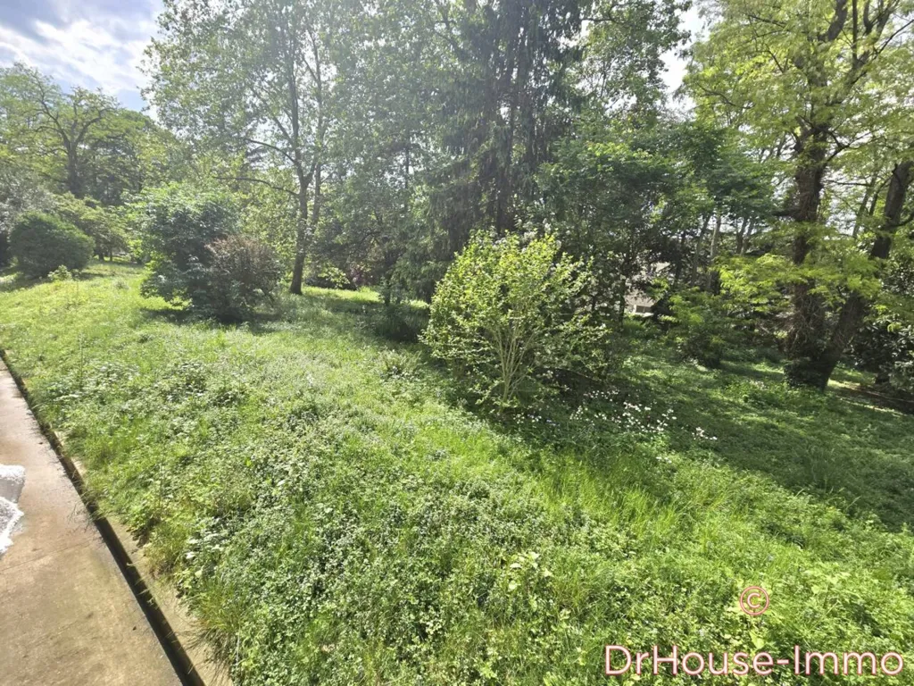 Jardin - Appartement avec Balcon à Bobigny