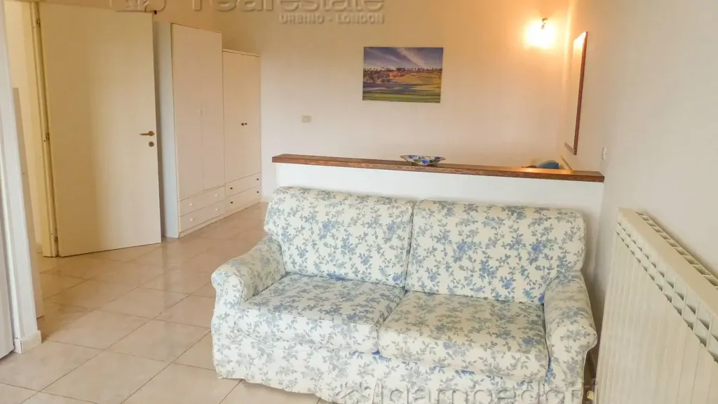 Séjour - Self-contained Studio with Garden View in Urbino