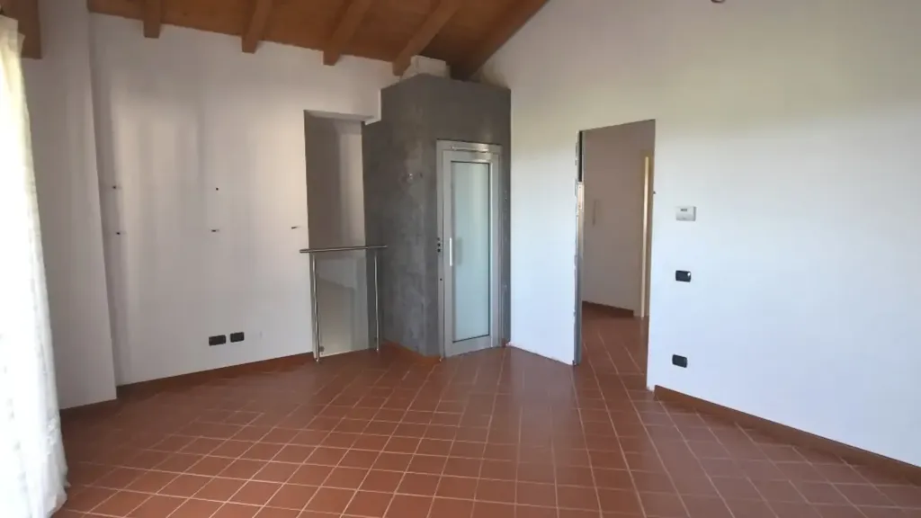 Toad - Villa with Private Garden in Corbetta