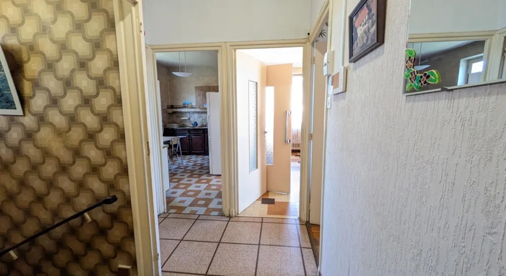 Entrée - Maison 6 pièces à Lyon 5ème