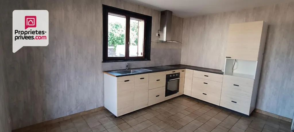 Cuisine - Maison avec Dépendance à Conflans-sur-Lanterne
