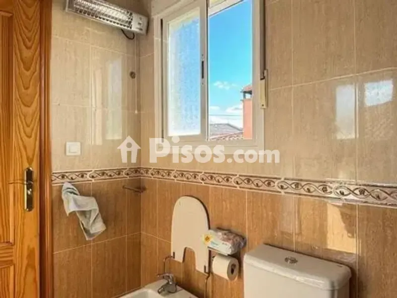 Salles de bain - Semi-detached House with Pool in Loja