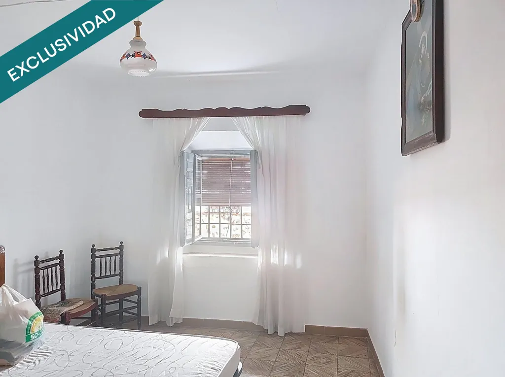 Magamistoad - Detached House with Large Plot in Almagro