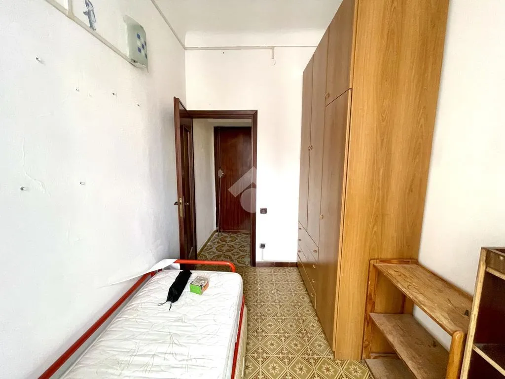 Magamistoad - 4-Room Apartment with Balcony in Oneglia
