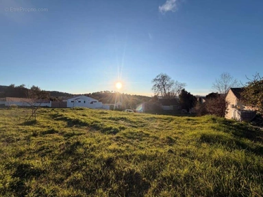 Toutes les photos (3) - Terrain à bâtir avec permis à Pierrefeu-Du-Var