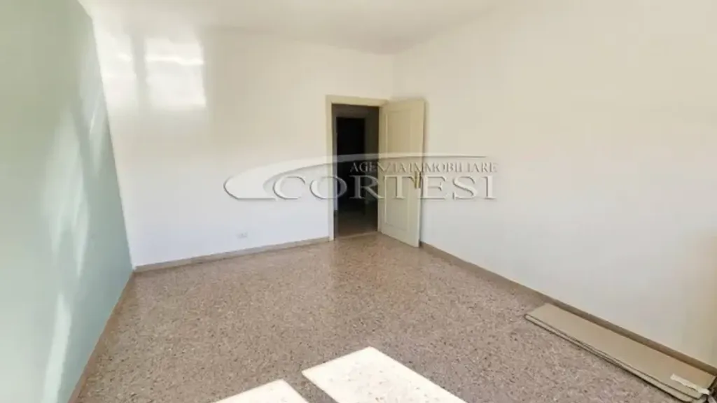 Pièces - Spacious Apartment with Balconies in Umbertide