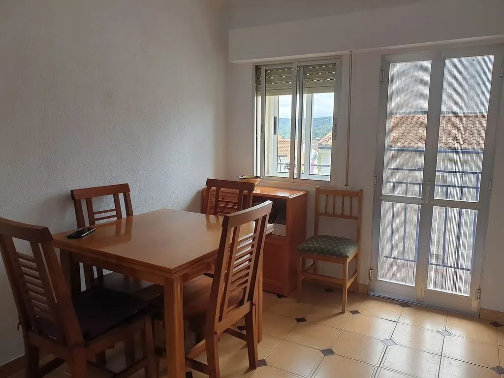 Söögituba - Ample Light Apartment with Terrace in Plasencia
