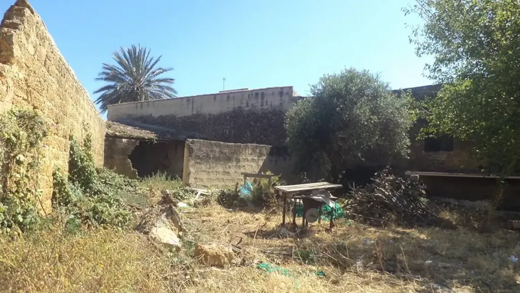Aed - Rustic Casale with Courtyard in Sciacca