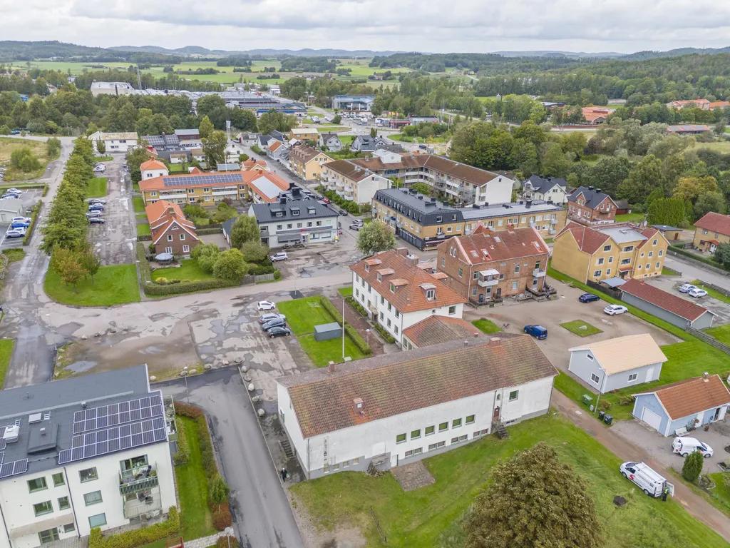 Vista aerea - Historic Civic Centre with Development Potential in Central Getinge
