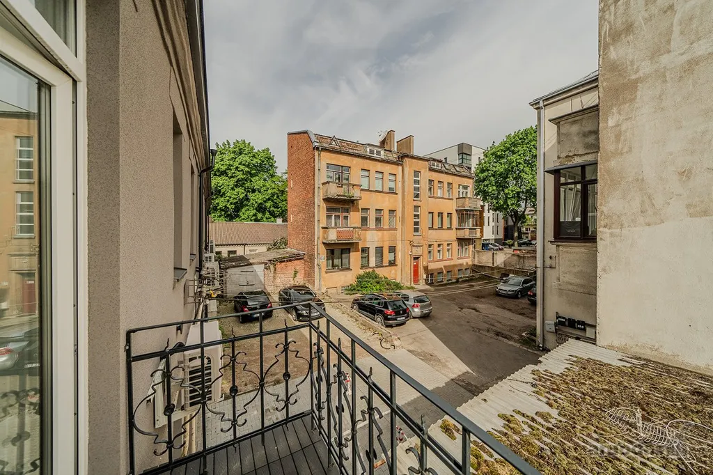Balcony - 2-Bedroom Apartment with Balcony in Kaunas Centre