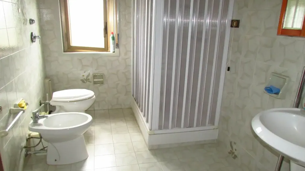 Vannitoad - 7-Room Apartment with Balcony in Sciacca