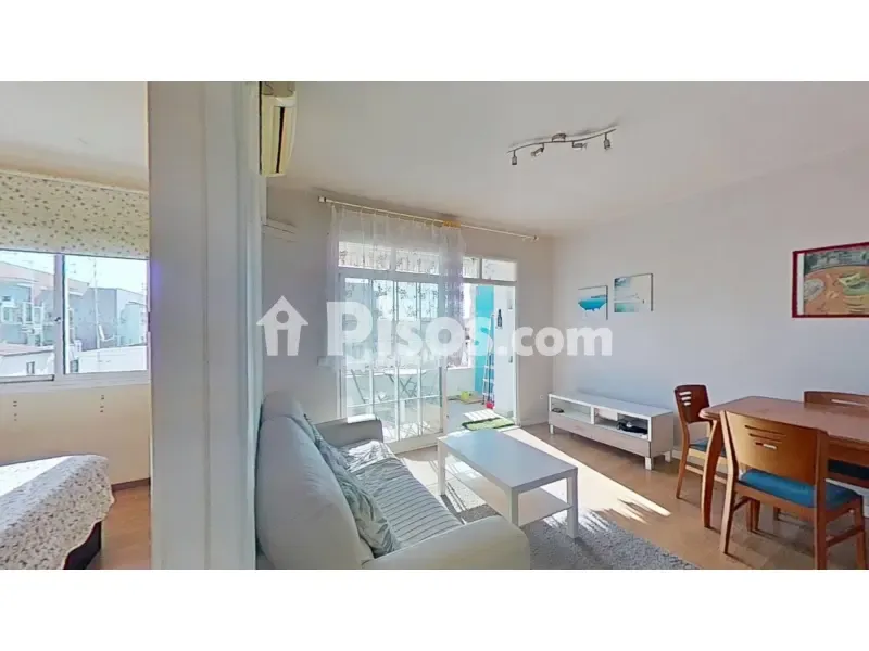 Elutuba - Fully Renovated Flat with Terrace in Cambrils