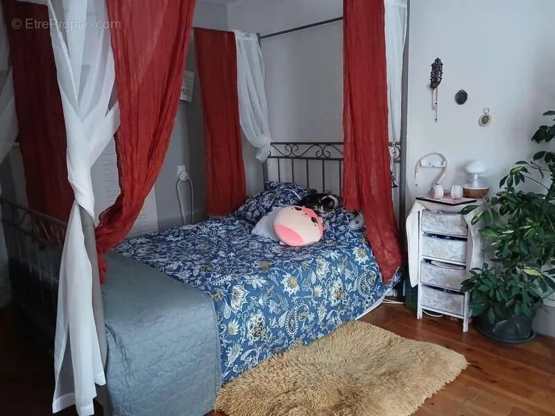 Magamistoad - Spacious Townhouse with Mountain View in Thiers