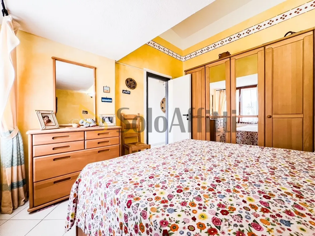 Chambres - Trilocale with Terrace in Murta Maria