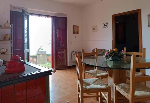 Esszimmer - Villa Apartment with Terrace in Bonifati