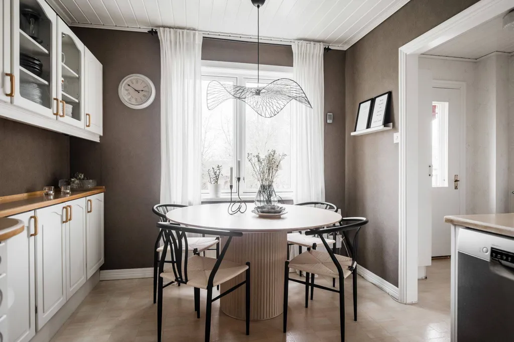 Salle à manger - Red Villa with Garage in Skövde
