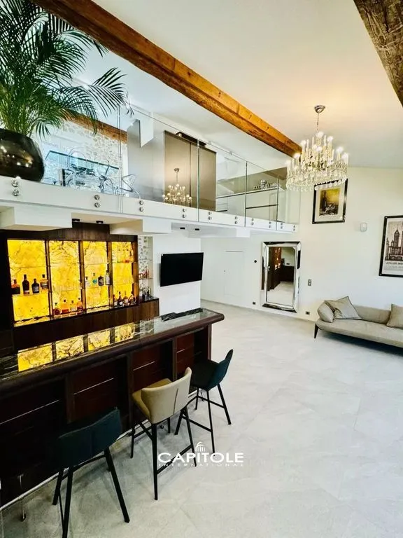 Séjour - Complexe d'Appartements de Luxe Classé Patrimoine à Antibes