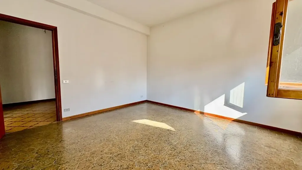 Pièces - Spacious 4-Room Apartment in Castelfiorentino