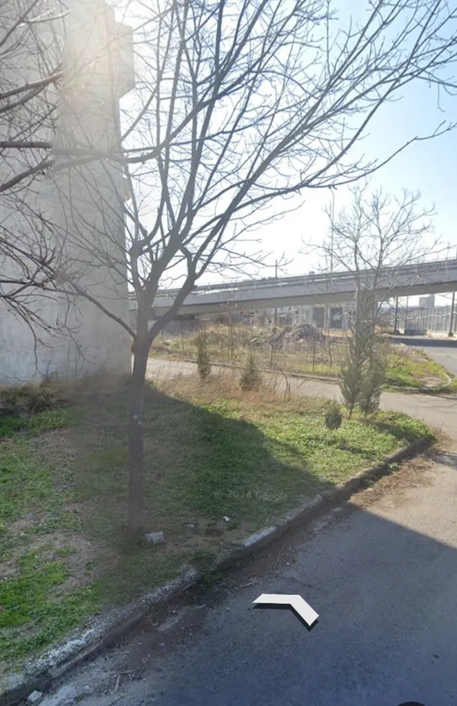 Extérieur - Buildable Plot with Corner Location in Kordelio