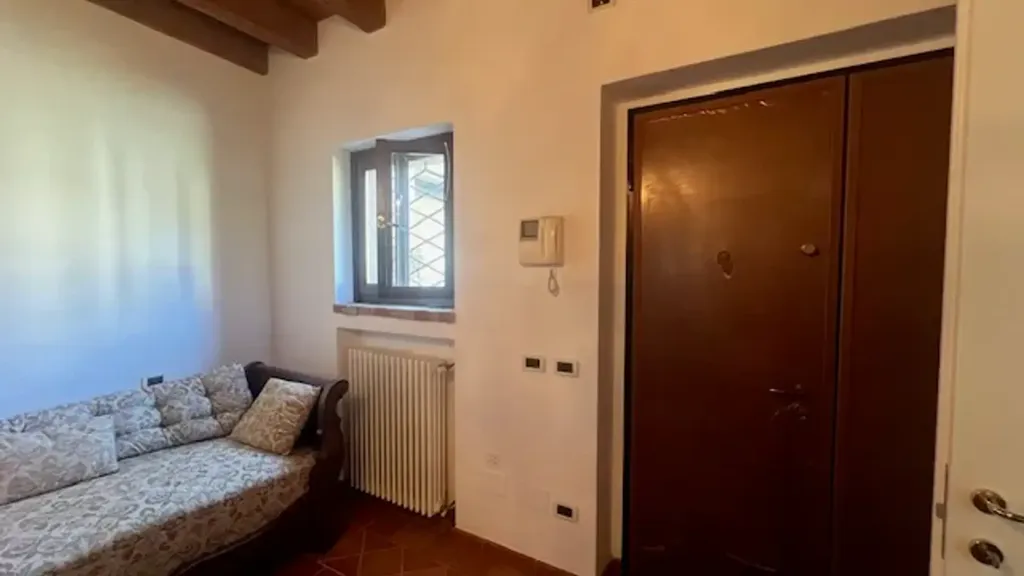 Elutuba - Two-Level Apartment in Historic Casetta, Salò