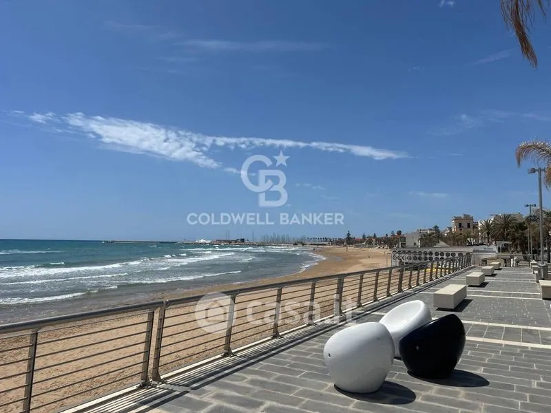 Seafront Apartment with Panoramic View in Ragusa