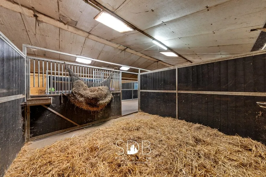 Rooms - Farmhouse with Equestrian Facilities in Weelde