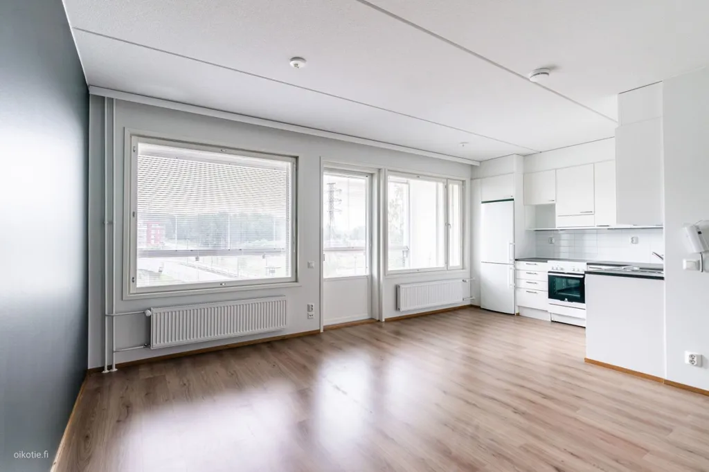 Köök - Apartment with Balcony in Saunalahti, Espoo