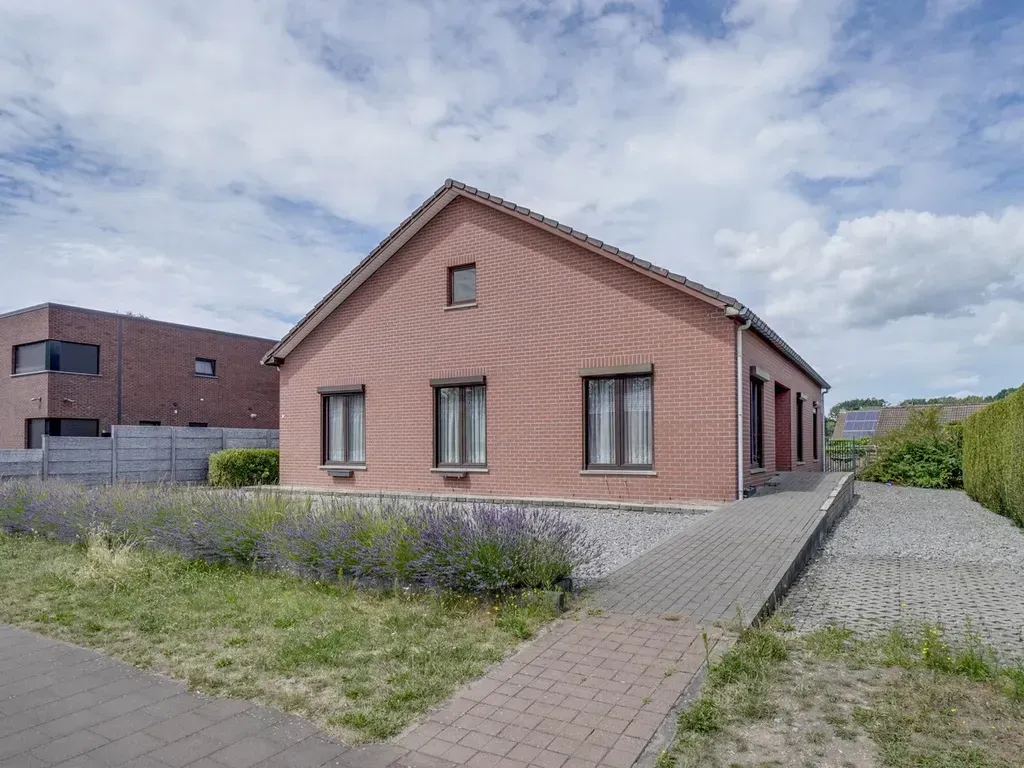 Välivaade - Spacious House with Terrace in Genk