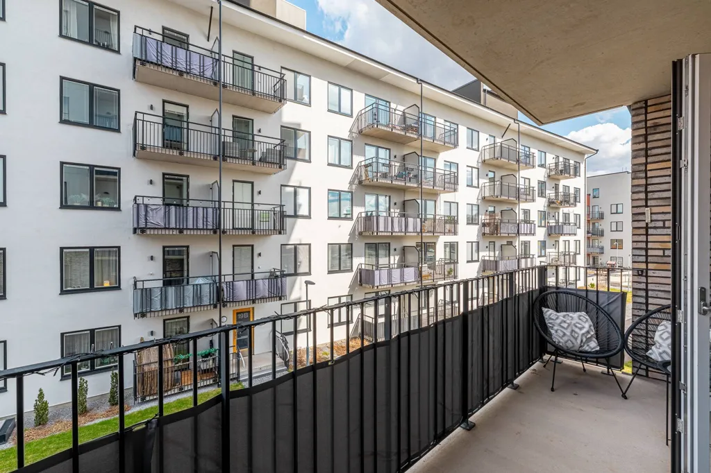 Balcon - Modern Flat with Balcony in Eskilstuna