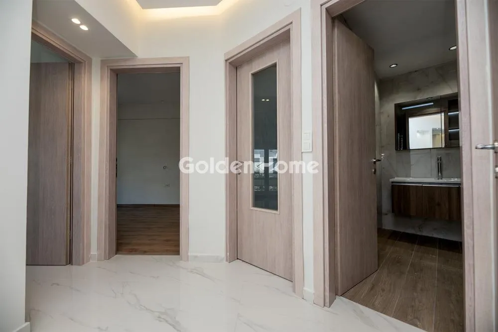 Entrée - Fully Renovated Flat with Central Location in Stavroupoli