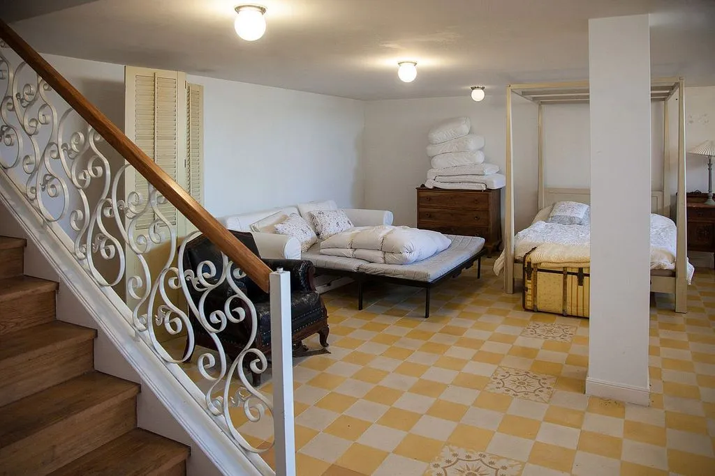 bedroom