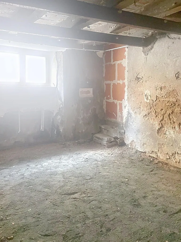 Stanze - Flat with Renovation Potential in Montbrison Centre